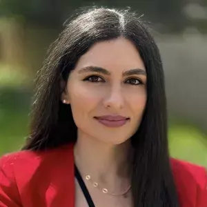 Dr Amani Maalouf headshot.