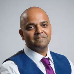 Johney Fatimaharan headshot.